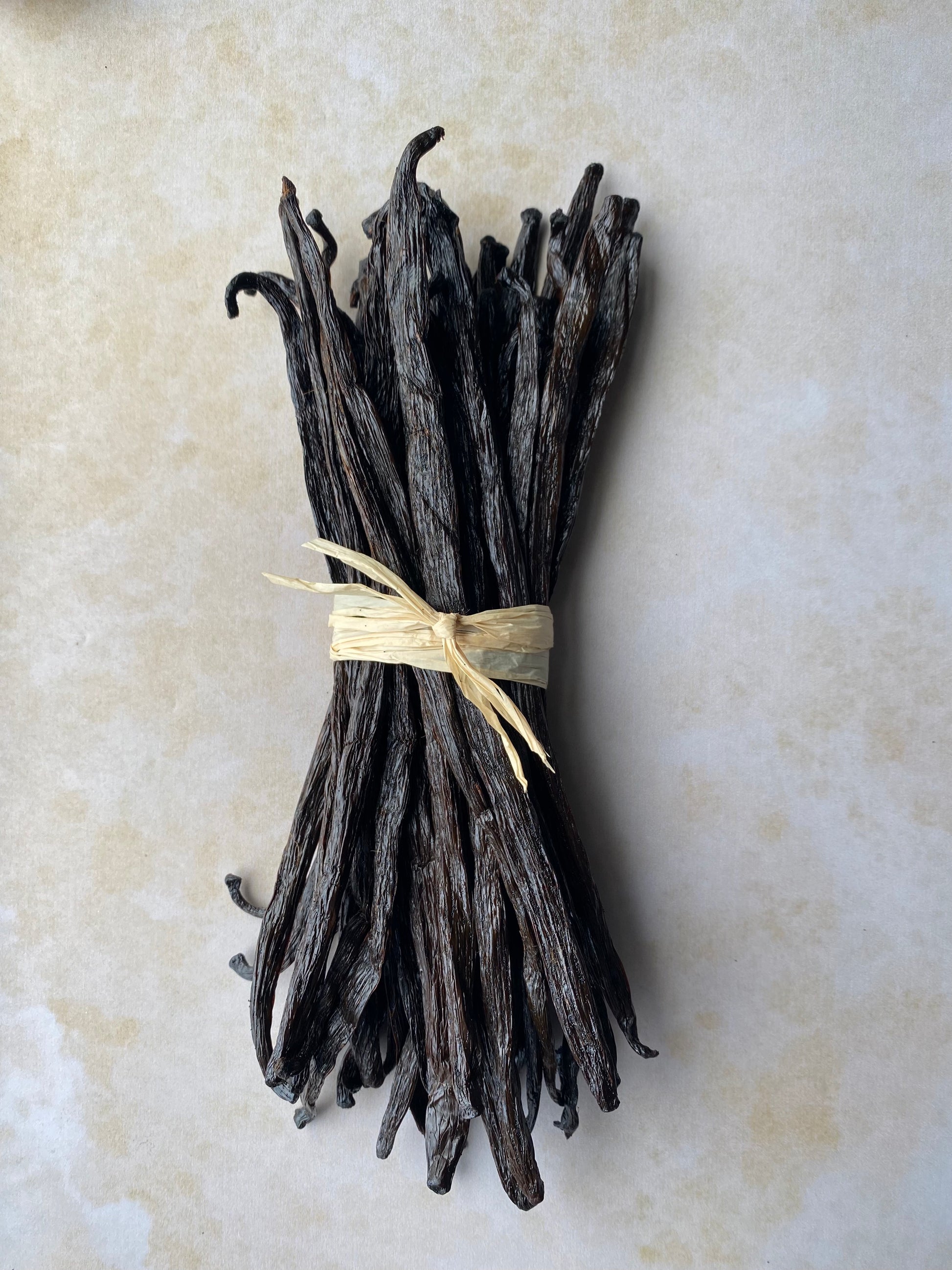 100g x Organic Gourmet Bourbon Luna Vanilla Beans | Luna Vanilla Beans | Buy Vanilla Australia | Gourmet Bourbon Vanilla Beans | Buy Comoros Vanilla Beans | Vanilla Extract 