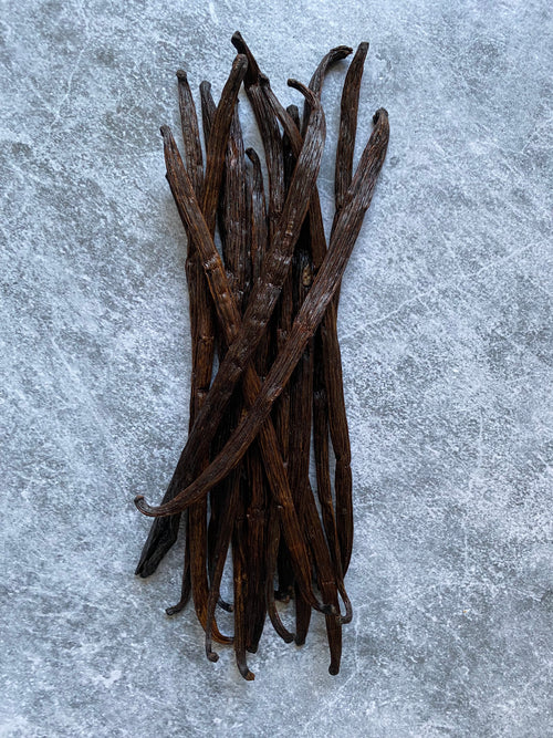 12 x Organic Gourmet Bourbon Luna Vanilla Beans for Extract | Luna Vanilla Beans | Buy Vanilla Australia | Gourmet Bourbon Vanilla Beans | Buy Comoros Vanilla Beans | Vanilla Extract 